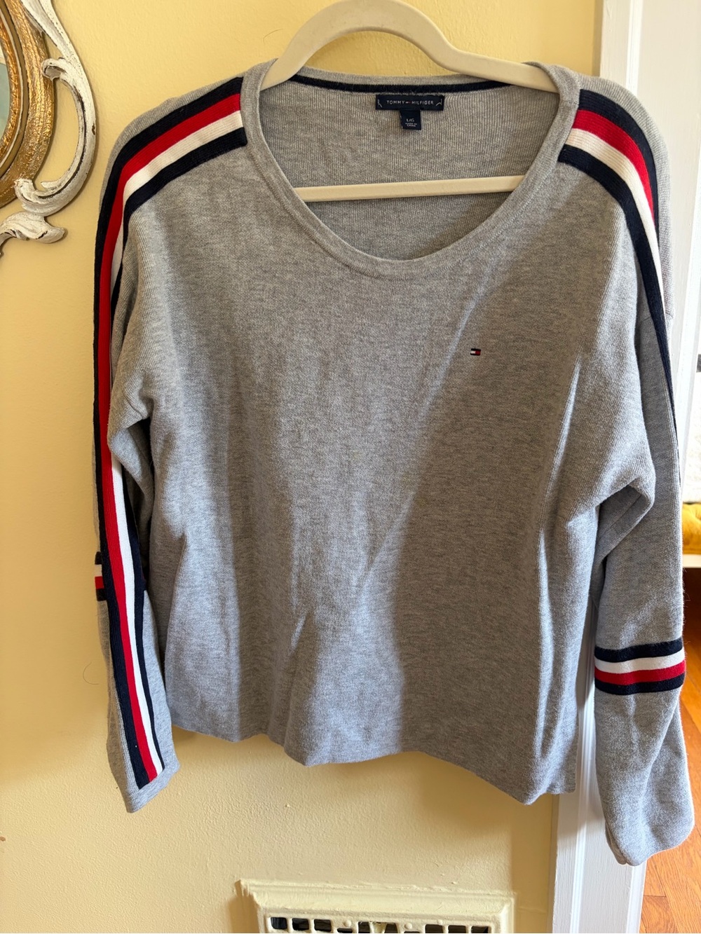 Tommy Hilfiger Light Gray Crewneck Sweater with Navy Trim